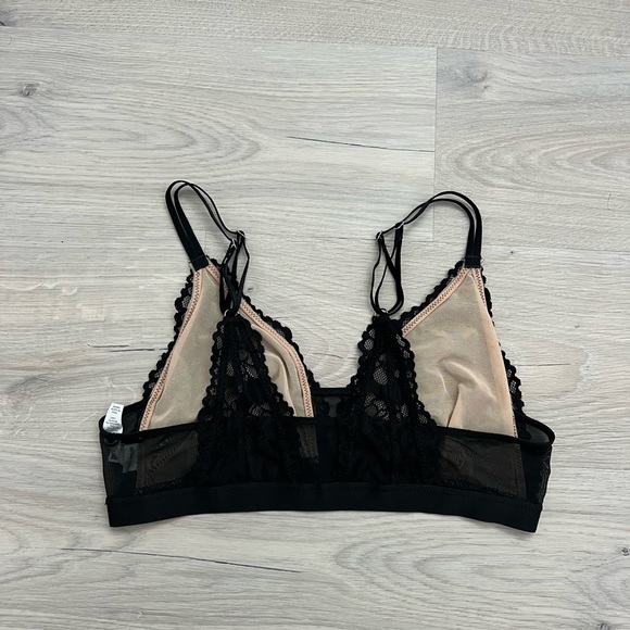 Aerie Mesh / Lace Black Bralettle - Picture 5 of 6